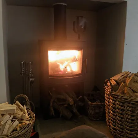 1 Hillside Leeds (West Yorkshire)